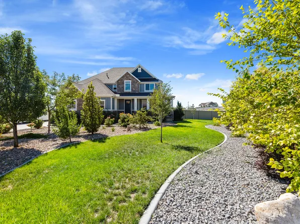 1346 E Hindley Ln, Eagle Mountain, UT 84005