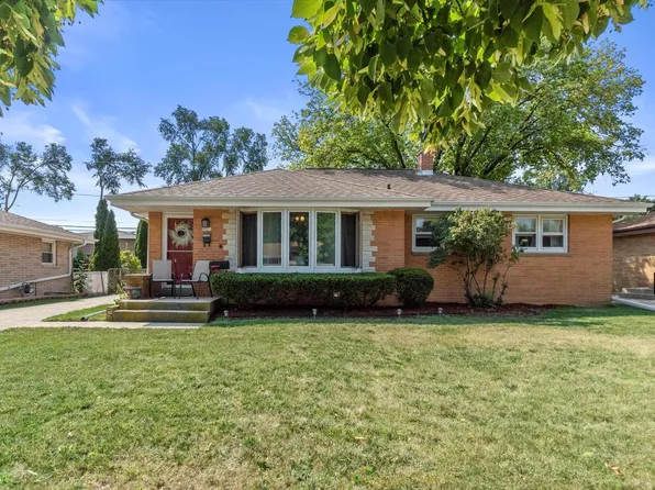 8821 West Brentwood AVENUE, Milwaukee, WI 53224
