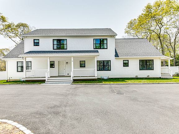 3rd image of 30 Thomas Ave