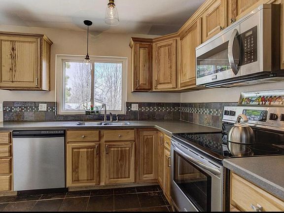 4th image of 1624 Washington Ave