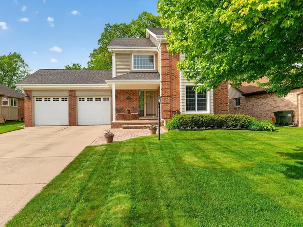 546 Parkland Dr, Rochester Hills, MI 48307