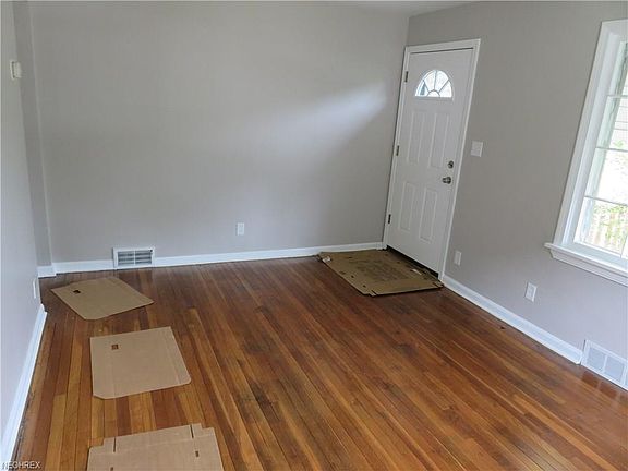 2nd image of 81 Forest Hill Dr