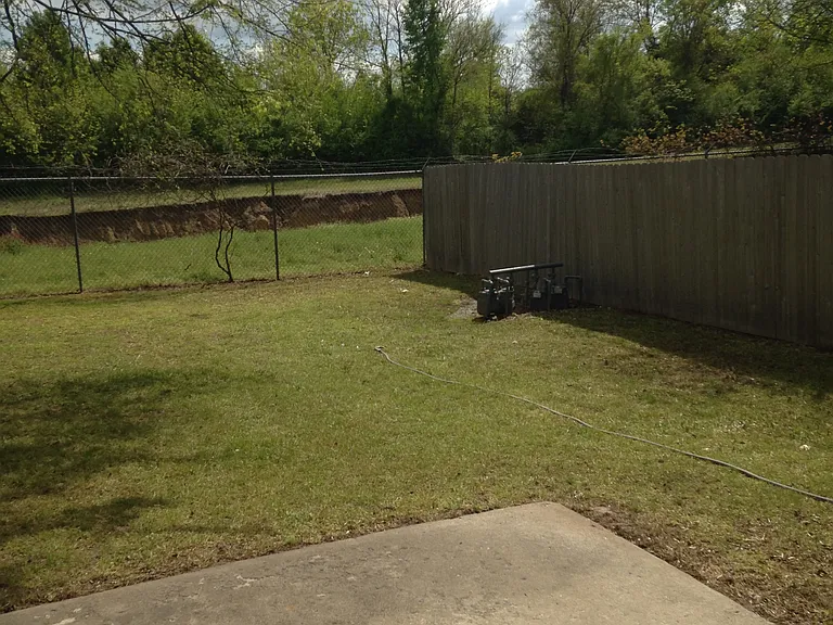 6806 Jackson St — Photo 16