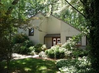 5502 Burley Ct, Burke, VA 22015