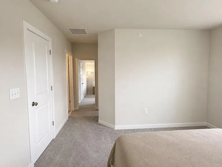 4913 Brookside Ct — Photo 19