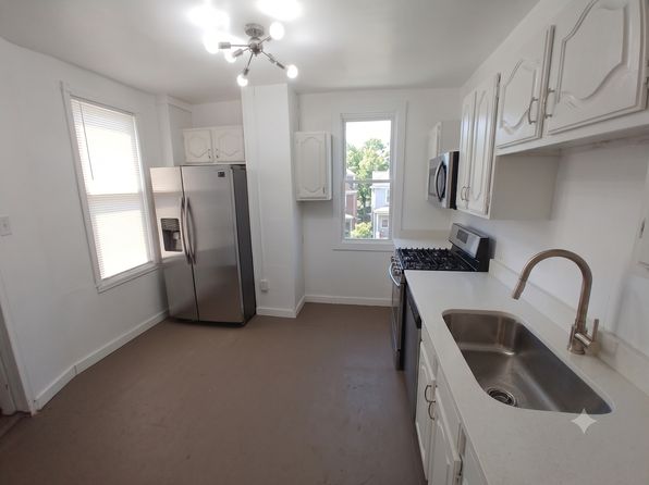 640 Lillian St