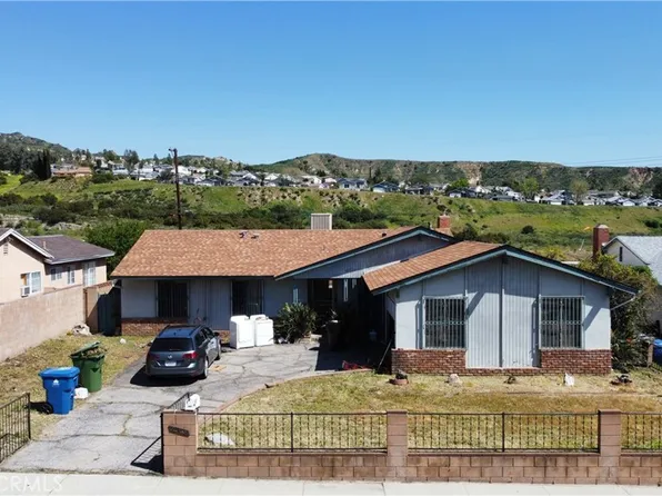 12552 Tibbetts St, Sylmar, CA 91342