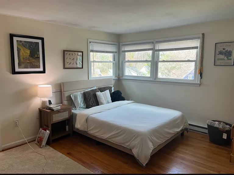 1204 Preston Ave — Photo 16