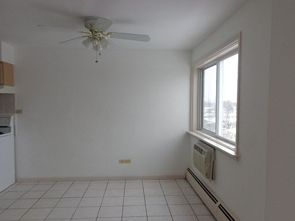 5th image of 8018 S Hoyne Ave APT 27