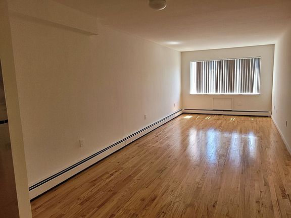 2nd image of 6584 Terrace Ct #1