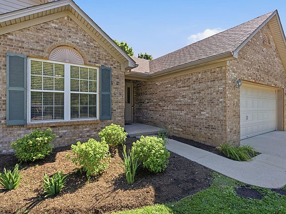 5th image of 2752 Jessica Ln