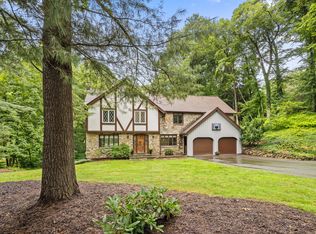 83 Brookhaven Dr, Glastonbury, CT 06033