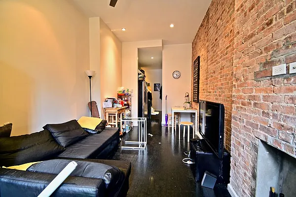 Rented by Brick&Mortar | media 24