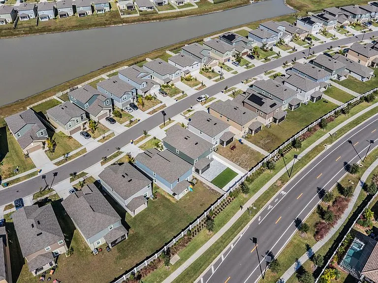 11298 Radiant Shore Loop — Photo 22