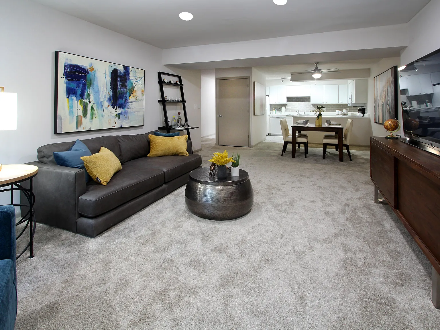 Latvian Village Apartments — Photo 4