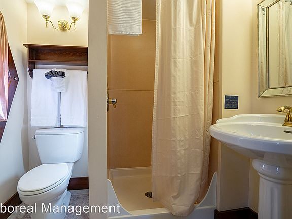 5th image of 121 11th Ave E #5
