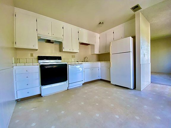 4th image of 1267 W Mc Kinley Ave APT 3