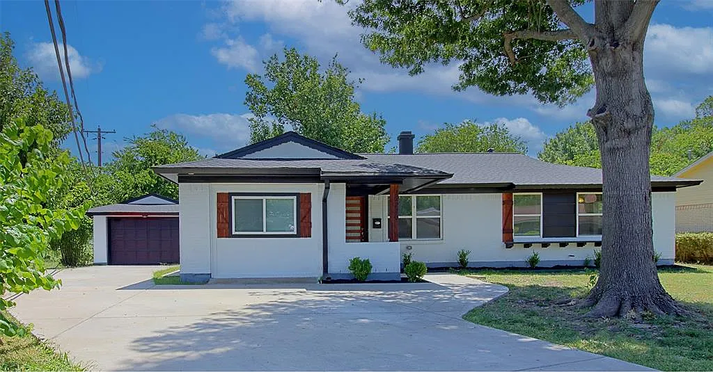 4 bed, 2066 sqft, $3,950 — Photo 1
