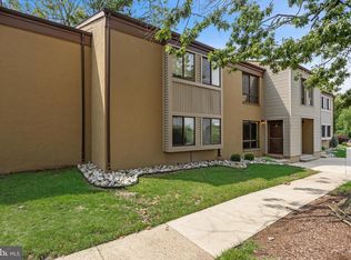 207 Hunter Ct, Marlton, NJ 08053