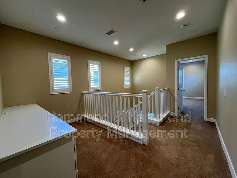 11395 Beechnut St — Photo 29