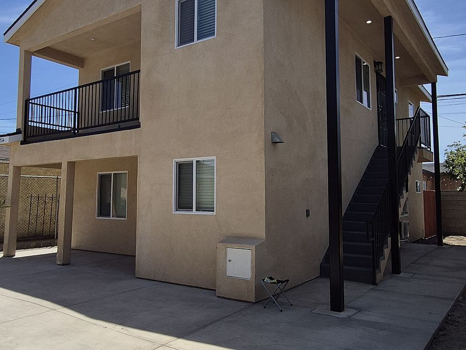1st image of 5953 N Myrtle Ave #A