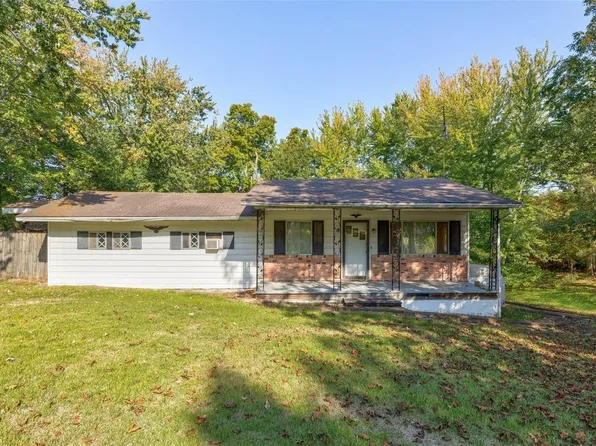 11114 Holiday Shores Dr, Bismarck, MO 63624