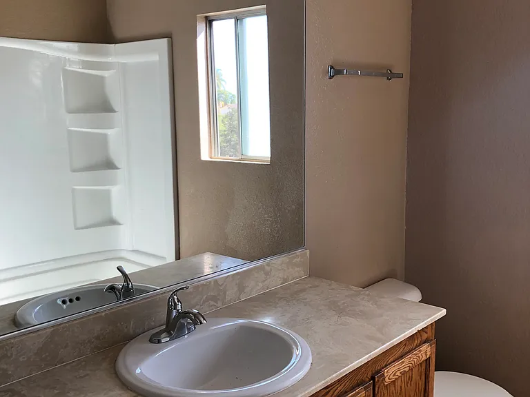 735 Franklin Ln #7 — Photo 4