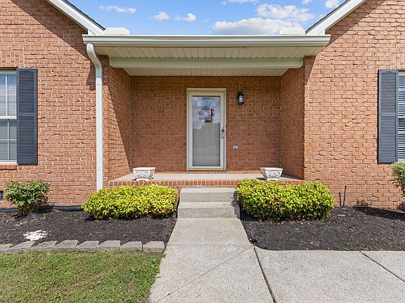 3rd image of 504 Timsway Dr