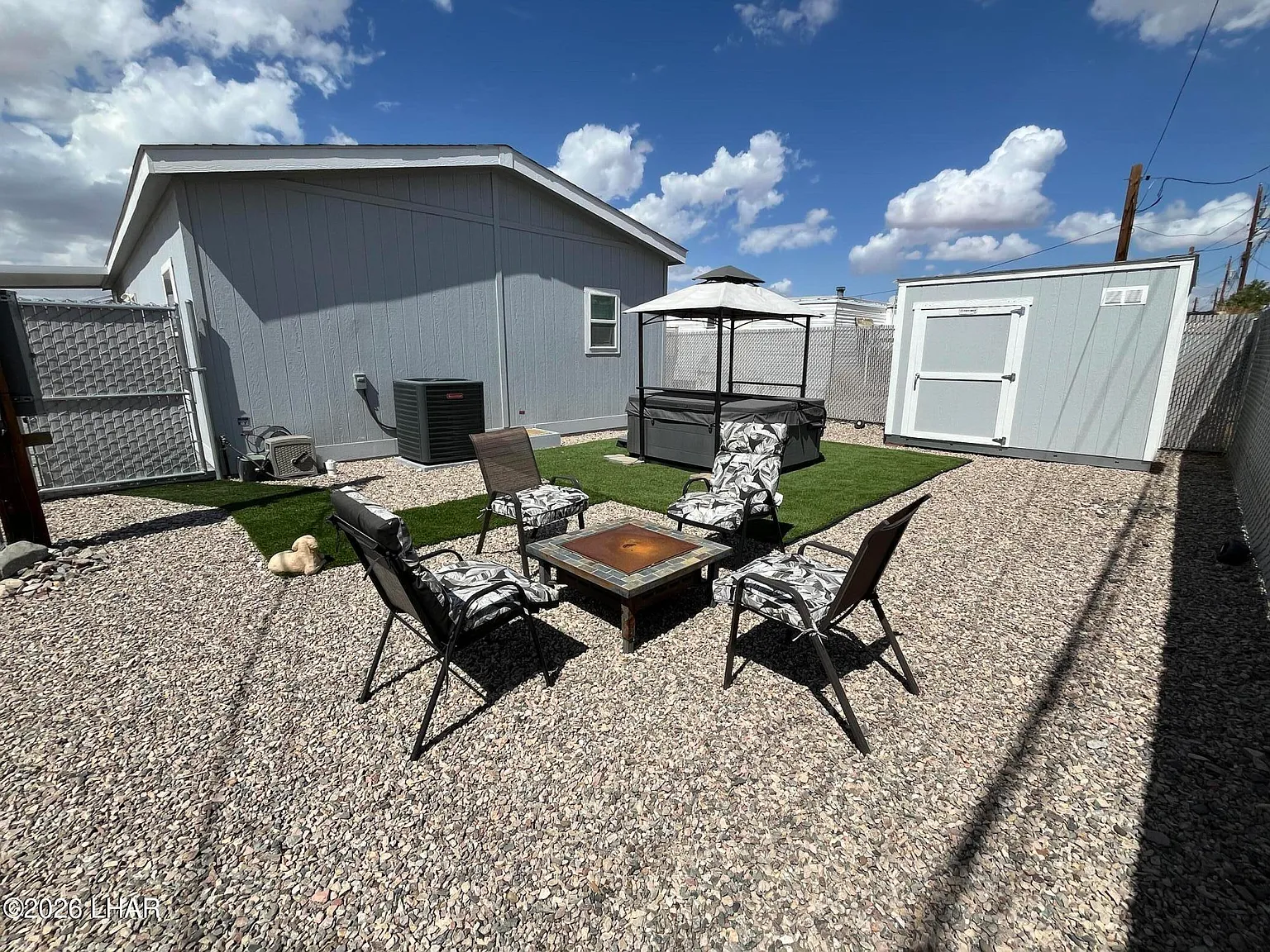 3 bed, 2.0 bath, 1248 sqft, $1,950 — Photo 3