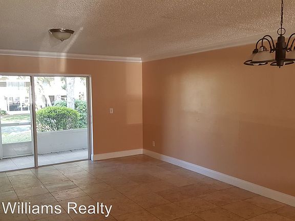2nd image of 5116 Sunridge Palms Dr