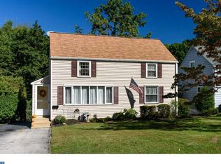 31 Midland Ave, Berwyn, PA 19312