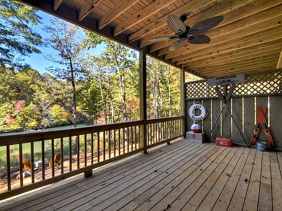 44th image of 382 Pocaset Dr