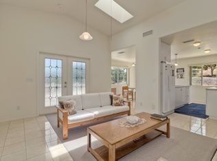 1113 York Dr, Vista, CA 92084