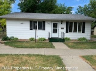 723 W 4th St, Webster, SD 57274