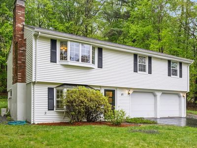 81 Upton St, Grafton, MA, 01519