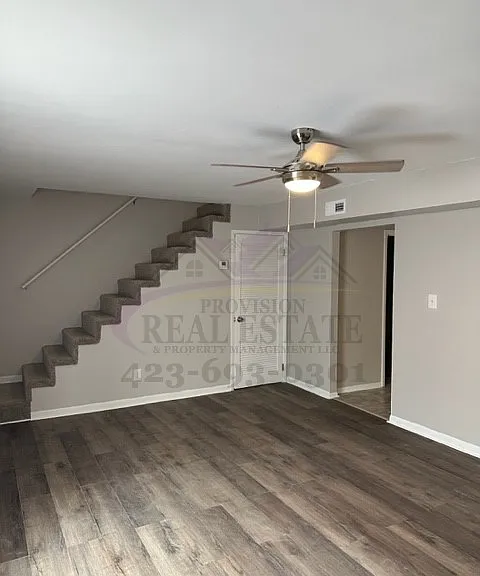 2 bed, 1.5 bath, $1,095 — Photo 3