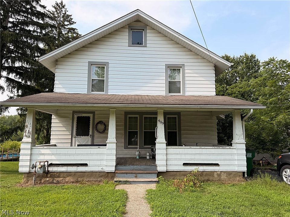 1st image of 409 E Main St