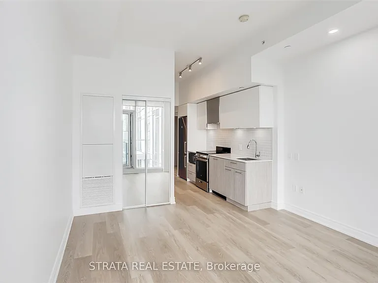 251 Jarvis St #1901 — Photo 9