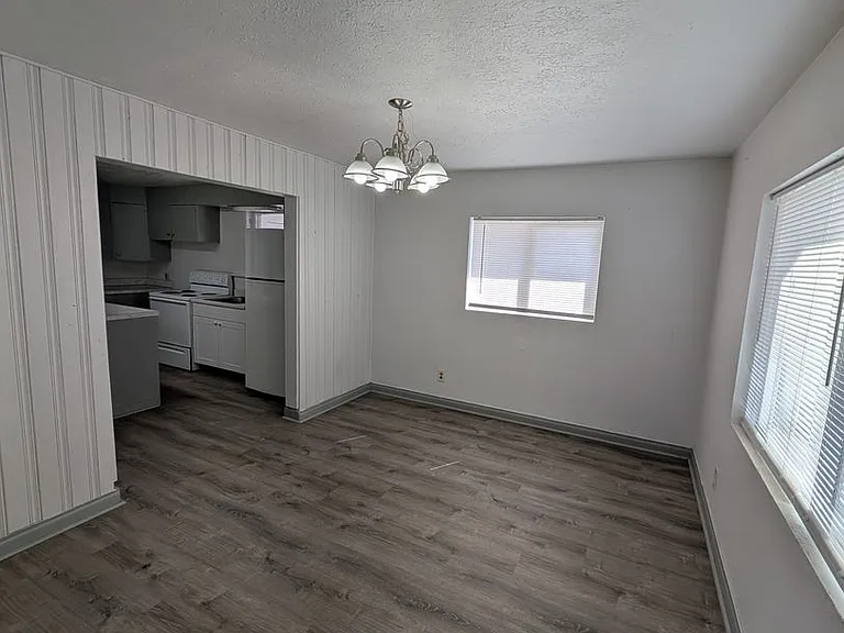3623 Anderson Ave — Photo 12