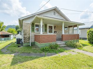 506 Grant St, Springdale, PA 15144