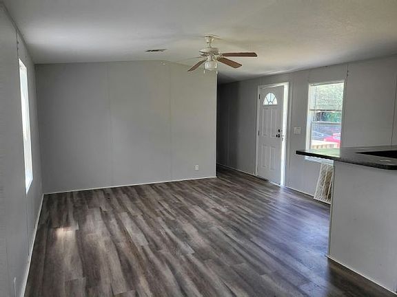 3rd image of 4723 New Village Dr #529