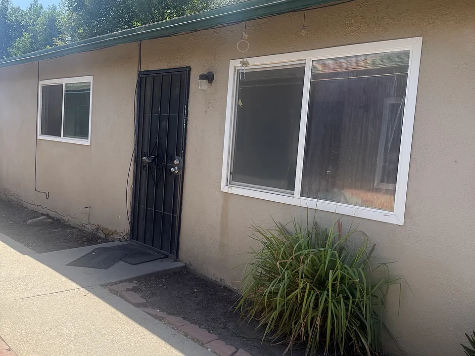 2753 Marguerite St #2753