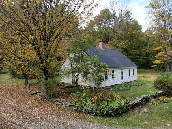 85 Brown's Road, Newfane, VT 05345