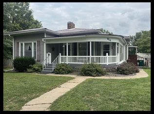 814 Vine St, Macon, MO 63552