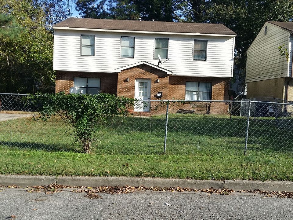 1st image of 3220 Bapaume Ave