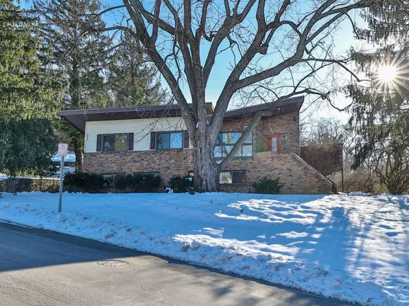 1045 Clifton Hills Ave, Cincinnati, OH 45220