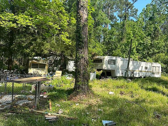 2nd image of 375 SW Overton Dr