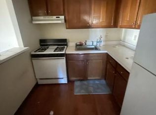18 Signor St APT 9, East Hartford, CT 06108