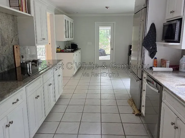 15 Treadwell Ct — Photo 1
