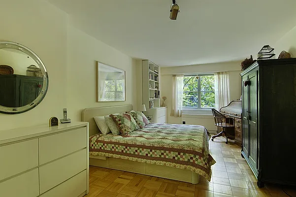 Sold by Corcoran | media 13